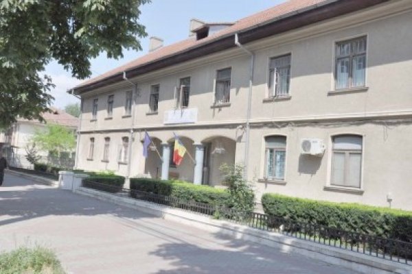 Au furat motorină de aproape 100 de milioane